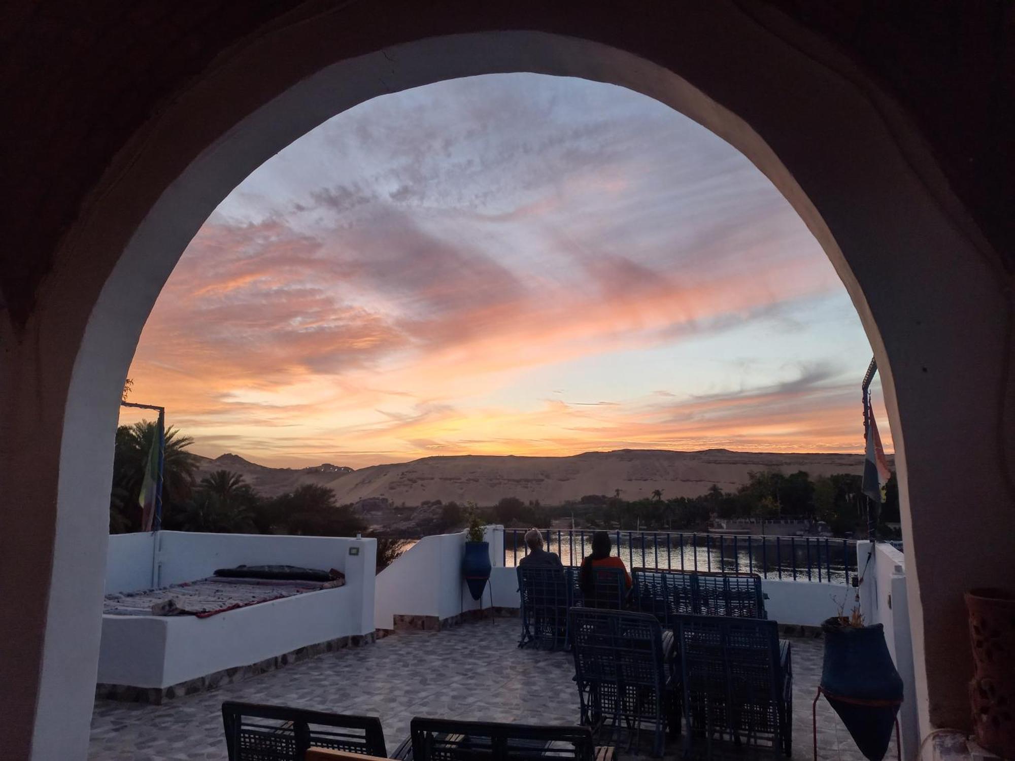 Nubian Lotus Bed & Breakfast Асуан Екстериор снимка